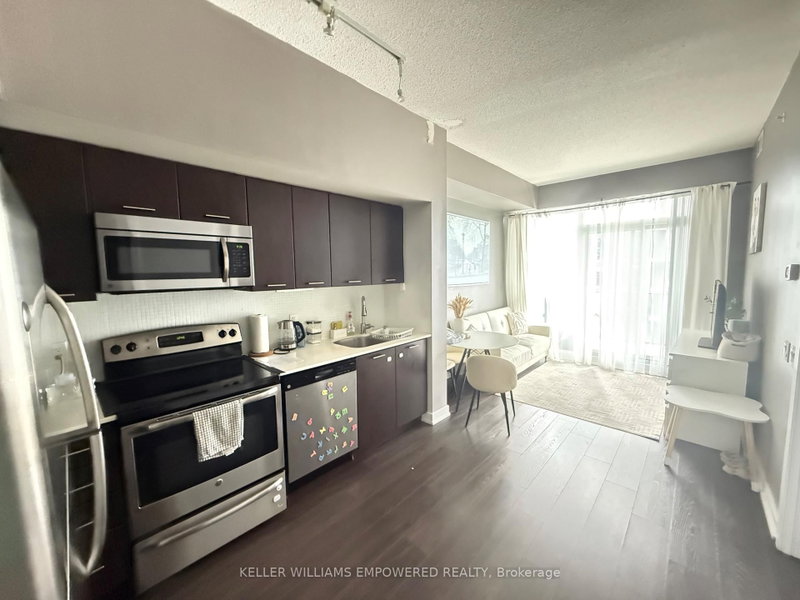 2608 - 2220 Lake Shore Boulevard West Boulevard W