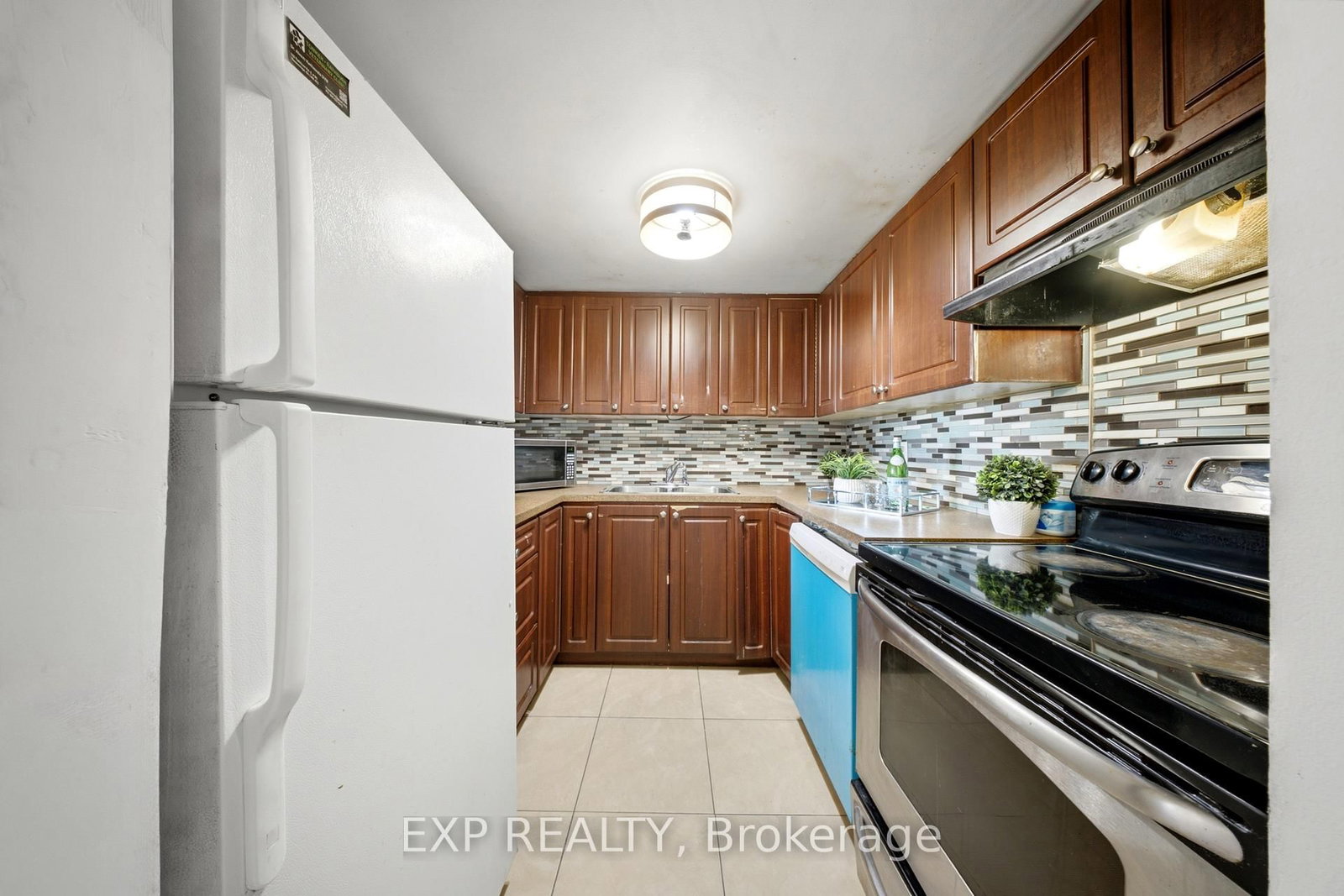 25 Agnes Street • #202 • Mississauga, ON photo 12