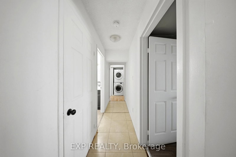 25 Agnes Mississauga,ON L5B 3X7 — Photo 21