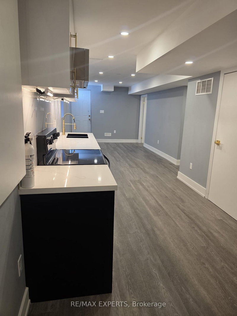 Bsmt - 3 Appleaire Crescent