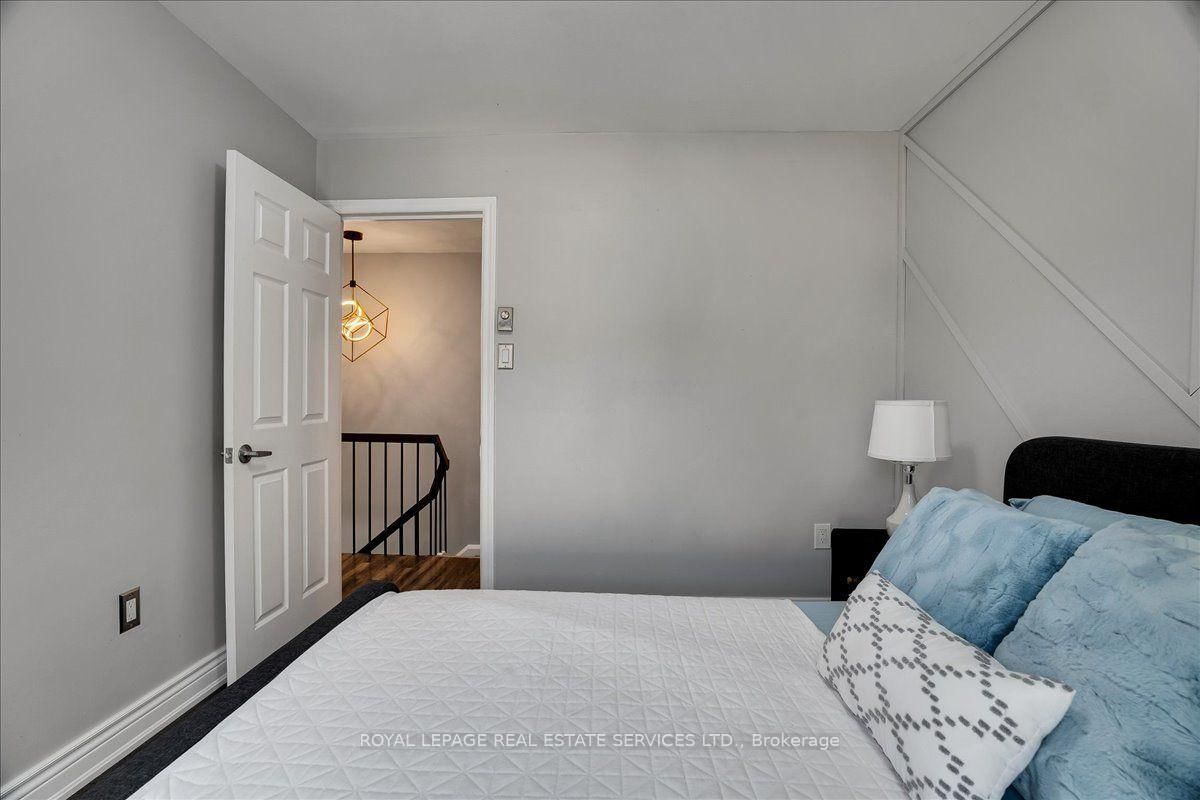 1310 Gulleden Drive • #14 • Mississauga, ON photo 17