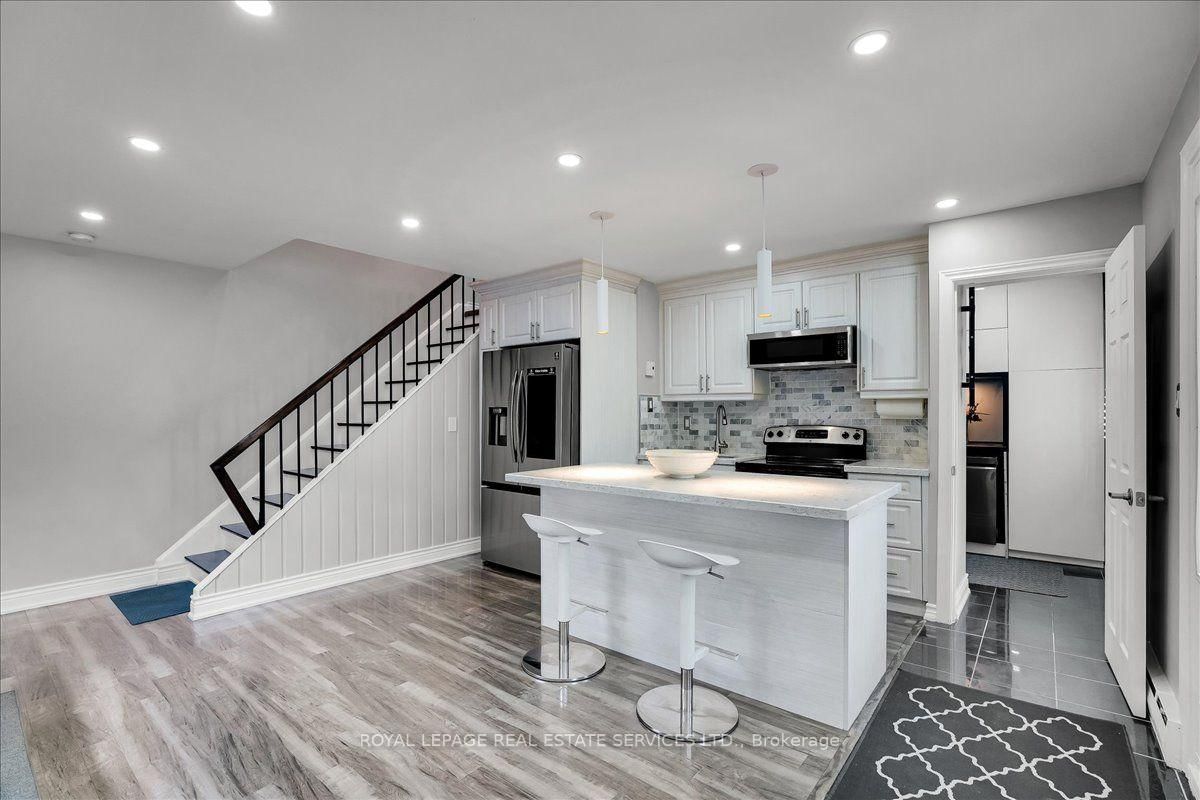 1310 Gulleden Drive • #14 • Mississauga, ON photo 23
