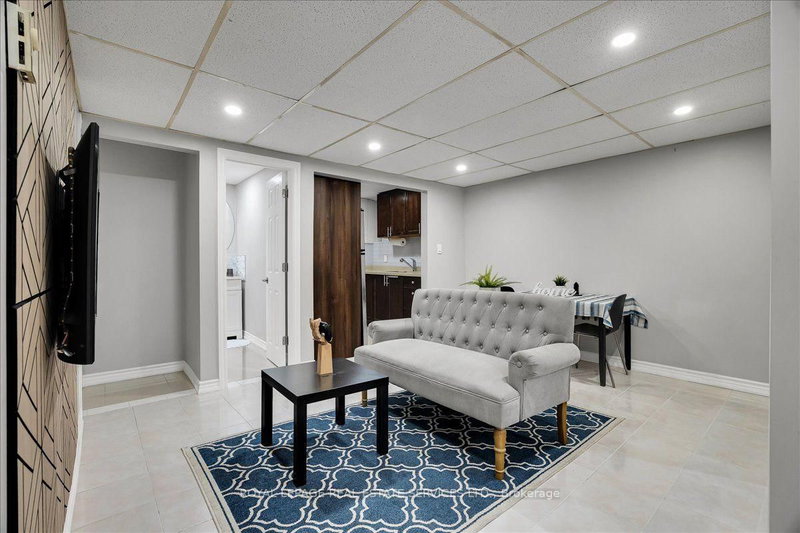 1310 Gulleden Mississauga,ON L4X 1Y9 — Photo 28