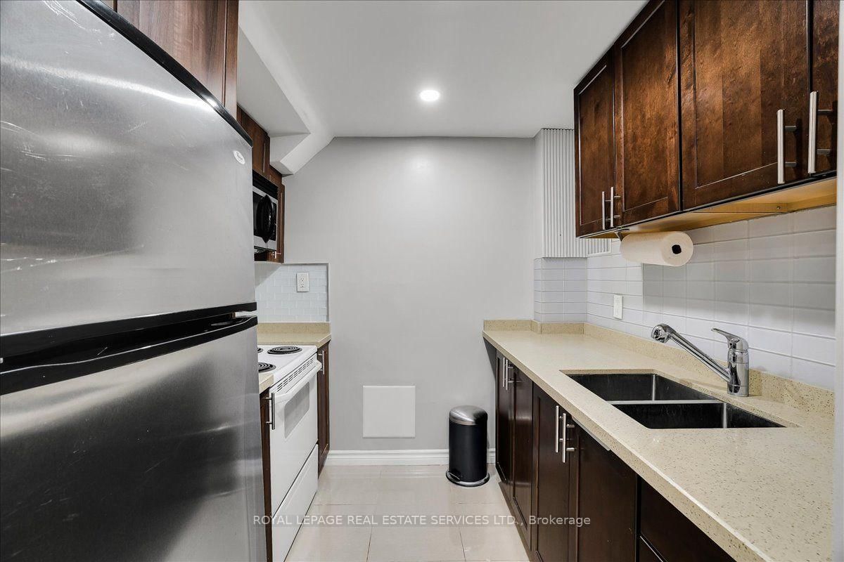 1310 Gulleden Drive • #14 • Mississauga, ON photo 30