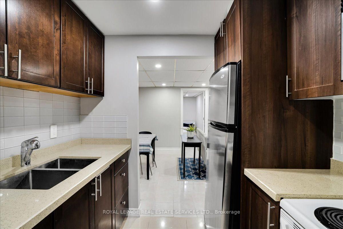 1310 Gulleden Drive • #14 • Mississauga, ON photo 31