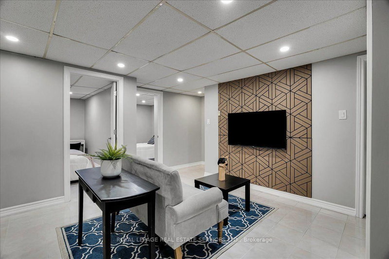 1310 Gulleden Mississauga,ON L4X 1Y9 — Photo 33