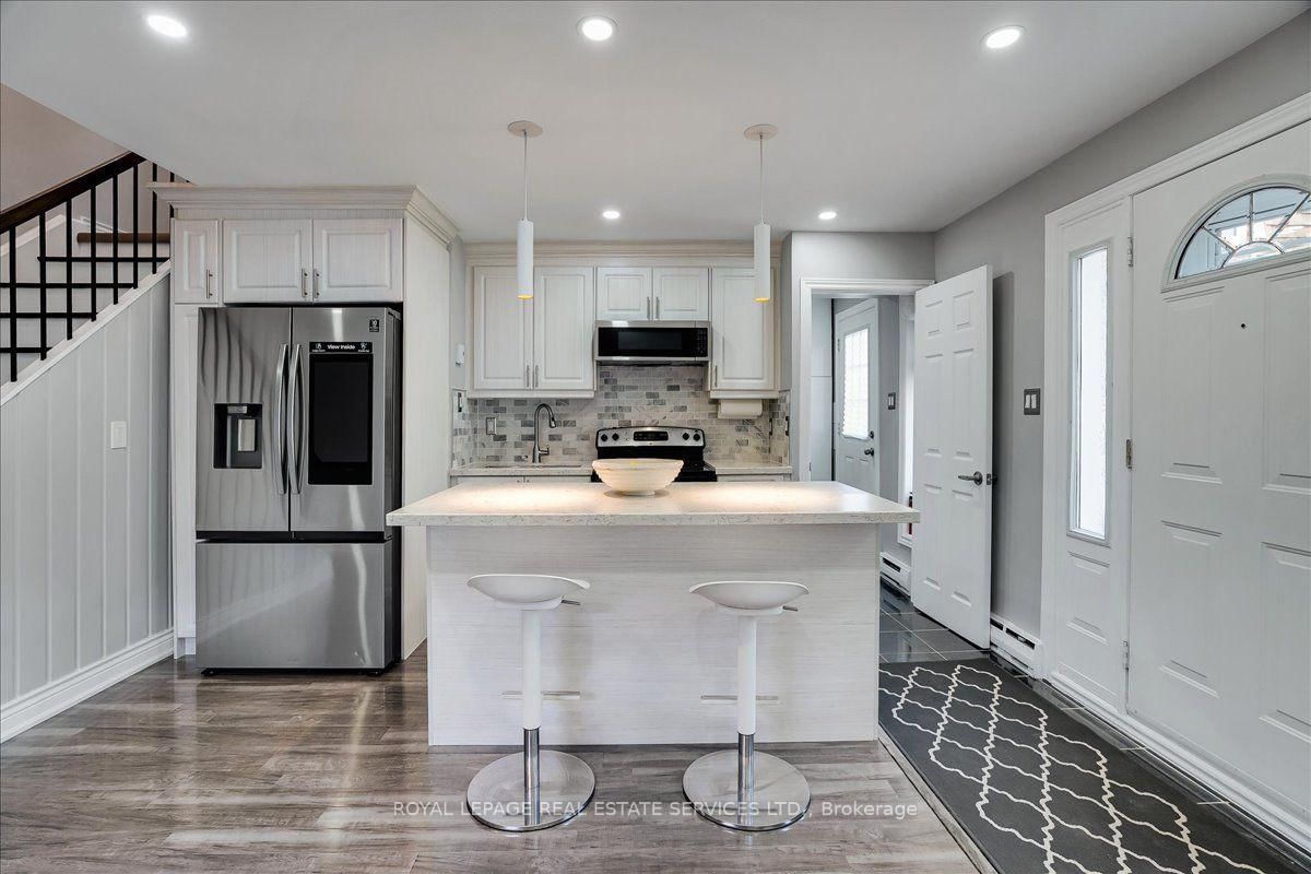 1310 Gulleden Drive • #14 • Mississauga, ON photo 5