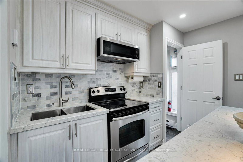 1310 Gulleden Mississauga,ON L4X 1Y9 — Photo 8
