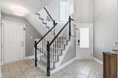 42 Glengarry Road • Orangeville, ON photo 6