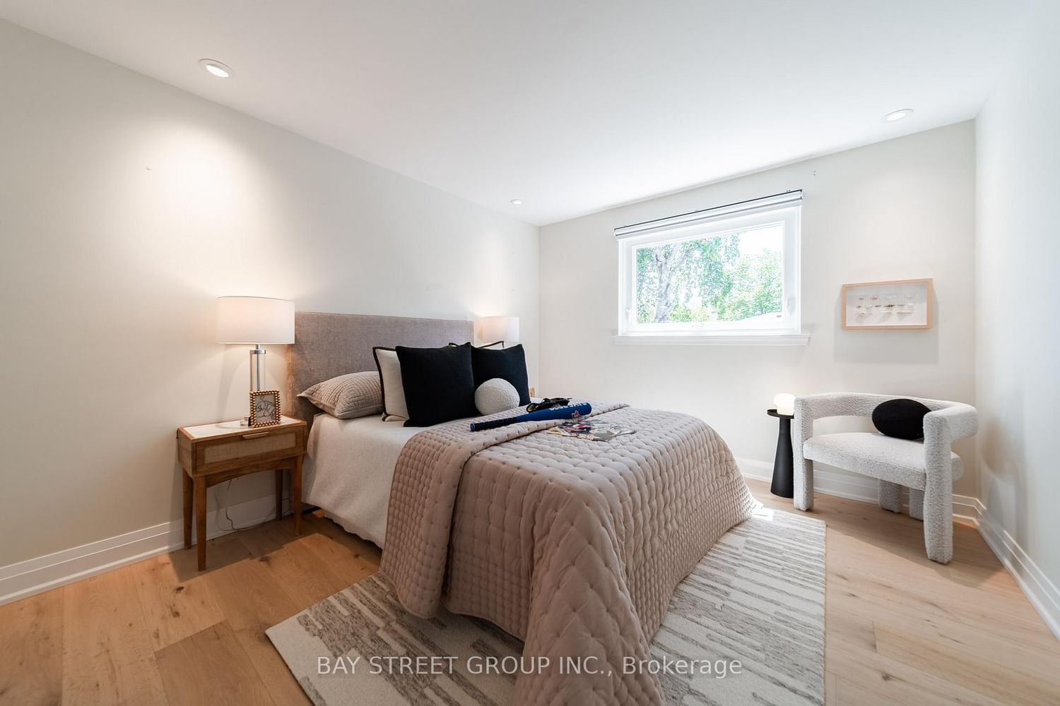 2366 Devon Road • Oakville, ON photo 20