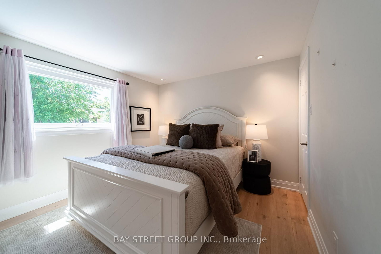 2366 Devon Road • Oakville, ON photo 21
