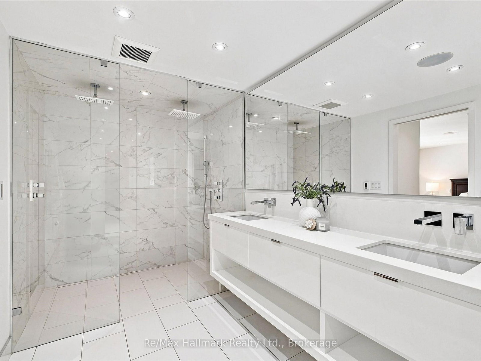 2076 GLENFOREST Crescent • Oakville, ON photo 27