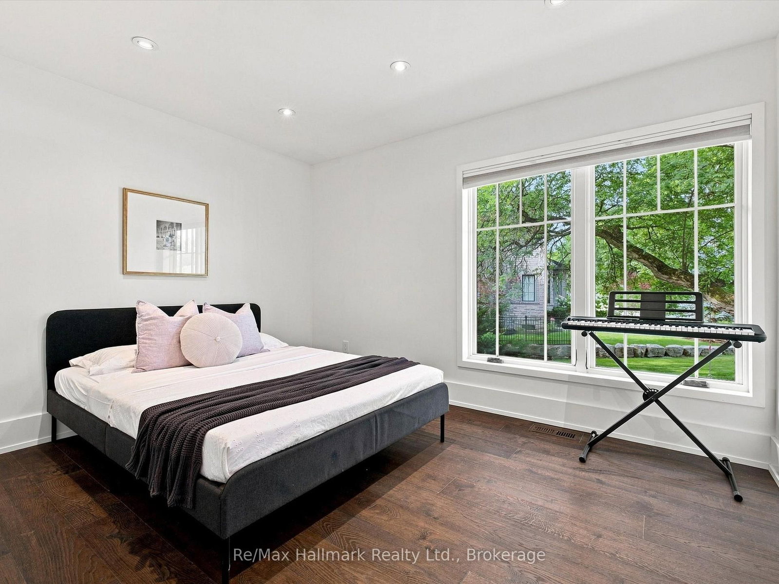 2076 GLENFOREST Crescent • Oakville, ON photo 29