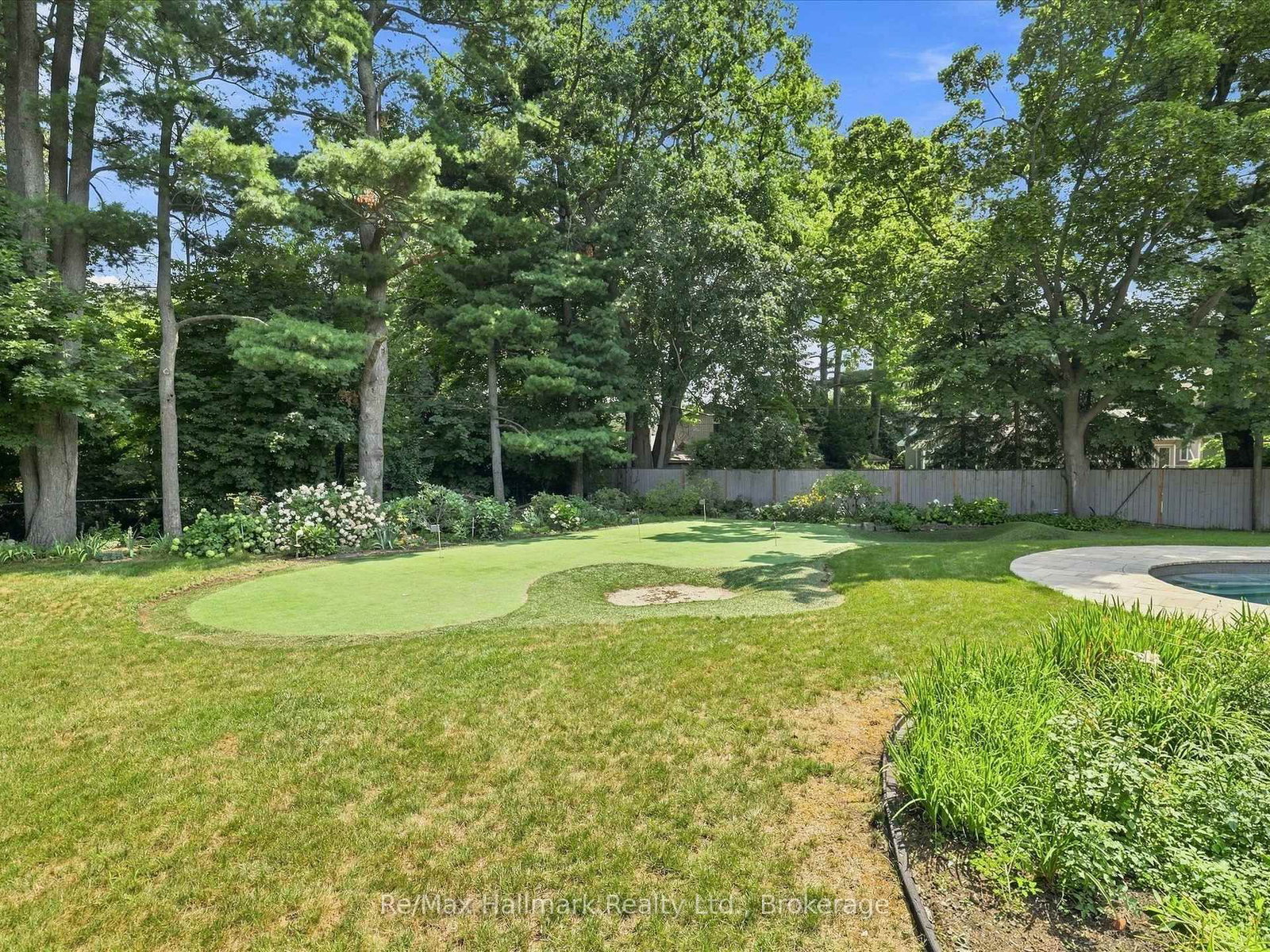 2076 GLENFOREST Crescent • Oakville, ON photo 4