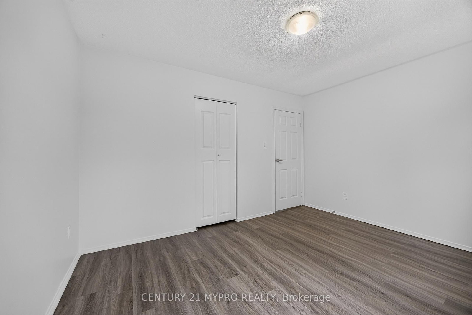 2501 Cobbinshaw Circle • Mississauga, ON photo 21