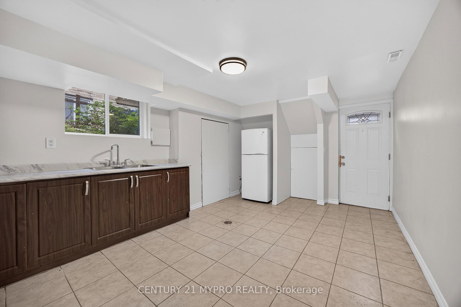 2501 Cobbinshaw Circle • Mississauga, ON photo 31