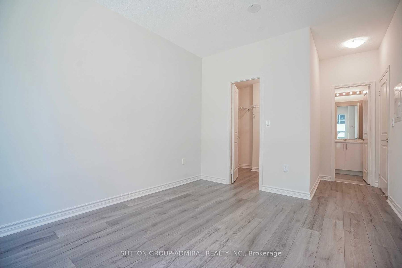 39 Annie Craig Drive • #Th 104 • Toronto, ON photo 17