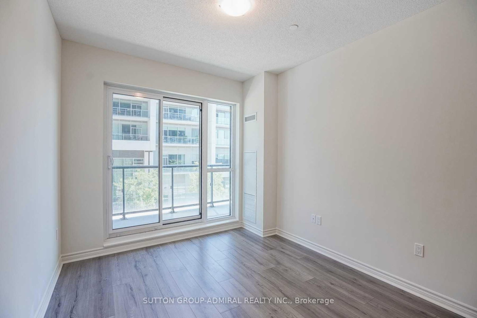 39 Annie Craig Drive • #Th 104 • Toronto, ON photo 20