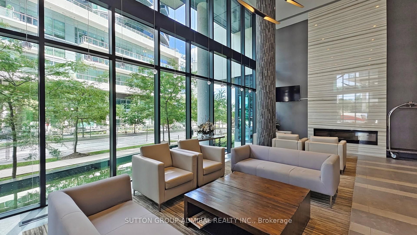 39 Annie Craig Drive • #Th 104 • Toronto, ON photo 30