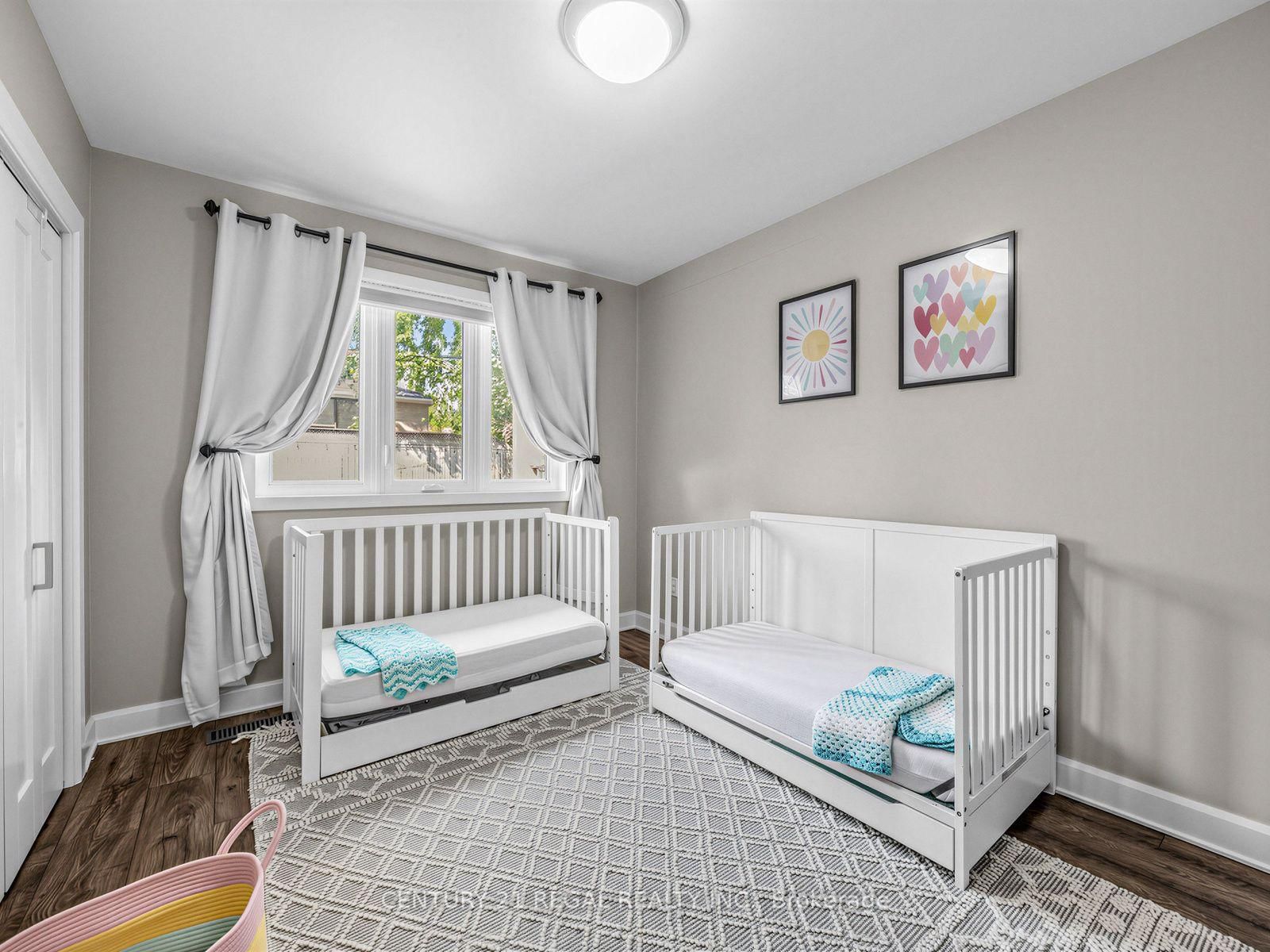 281 Thistle Down Boulevard • Toronto, ON photo 19