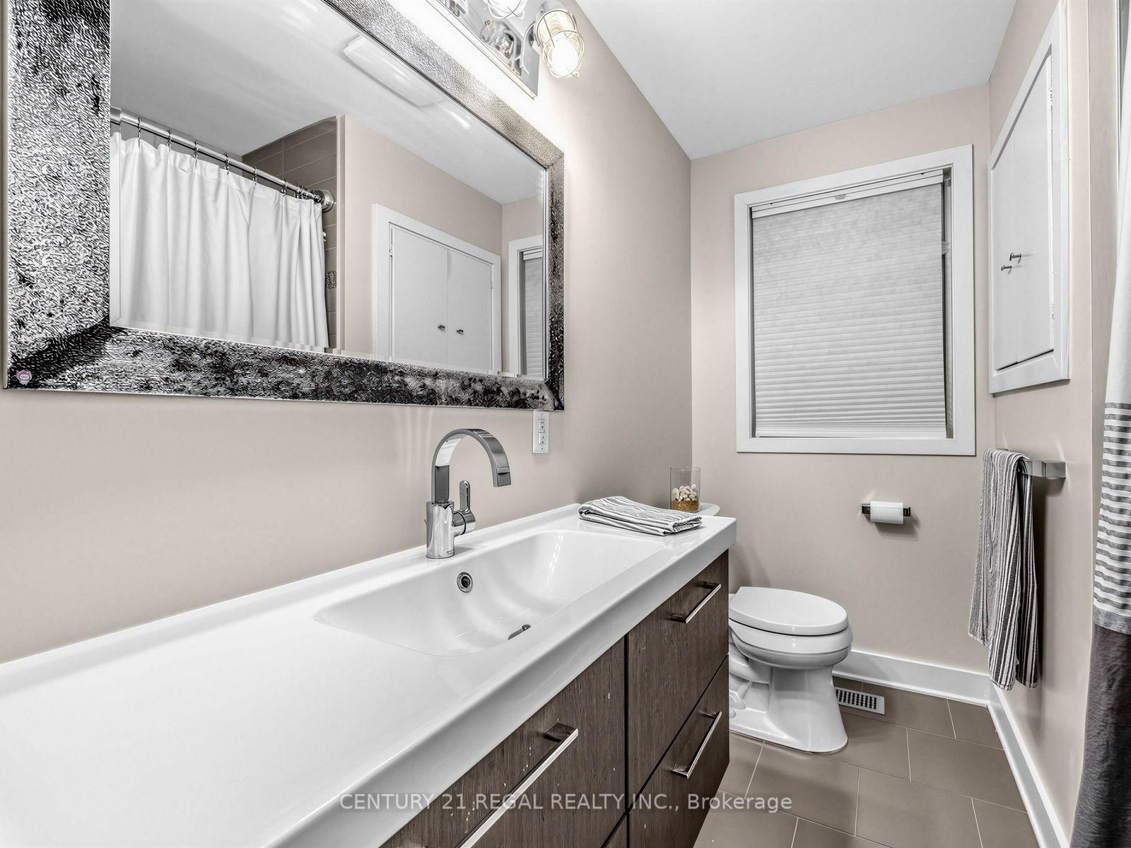 281 Thistle Down Boulevard • Toronto, ON photo 21