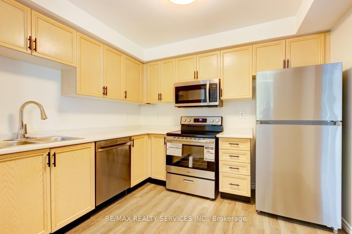 63 Herkes Drive • Brampton, ON photo 4
