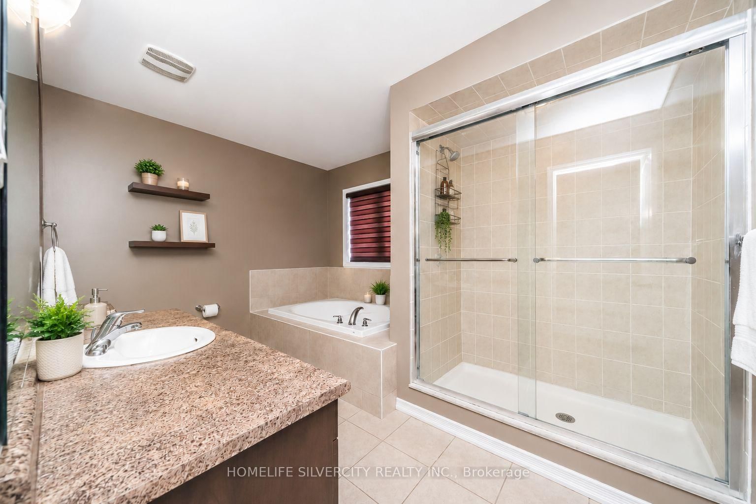 7 Iguana Trail • Brampton, ON photo 29