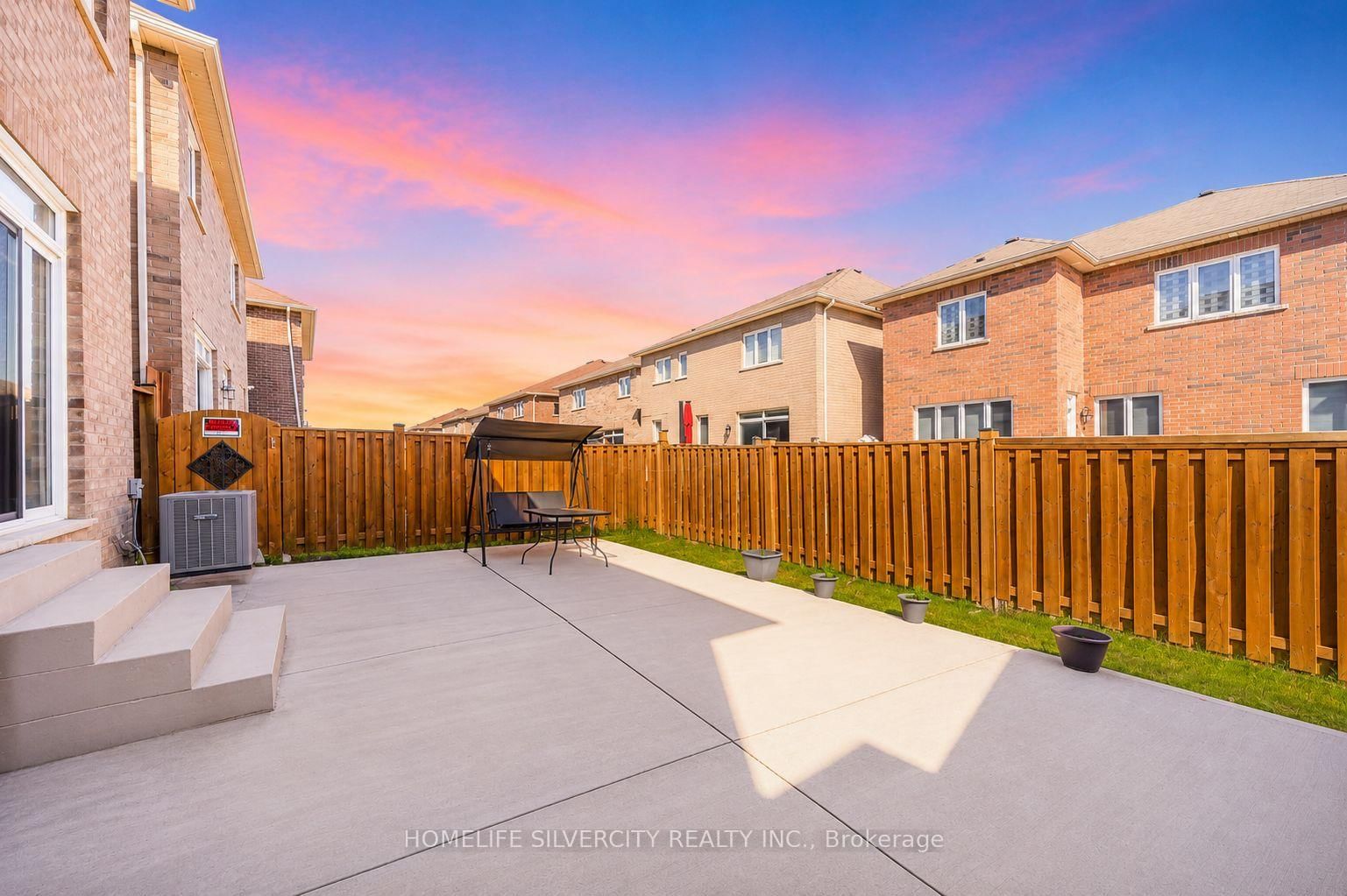 7 Iguana Trail • Brampton, ON photo 43