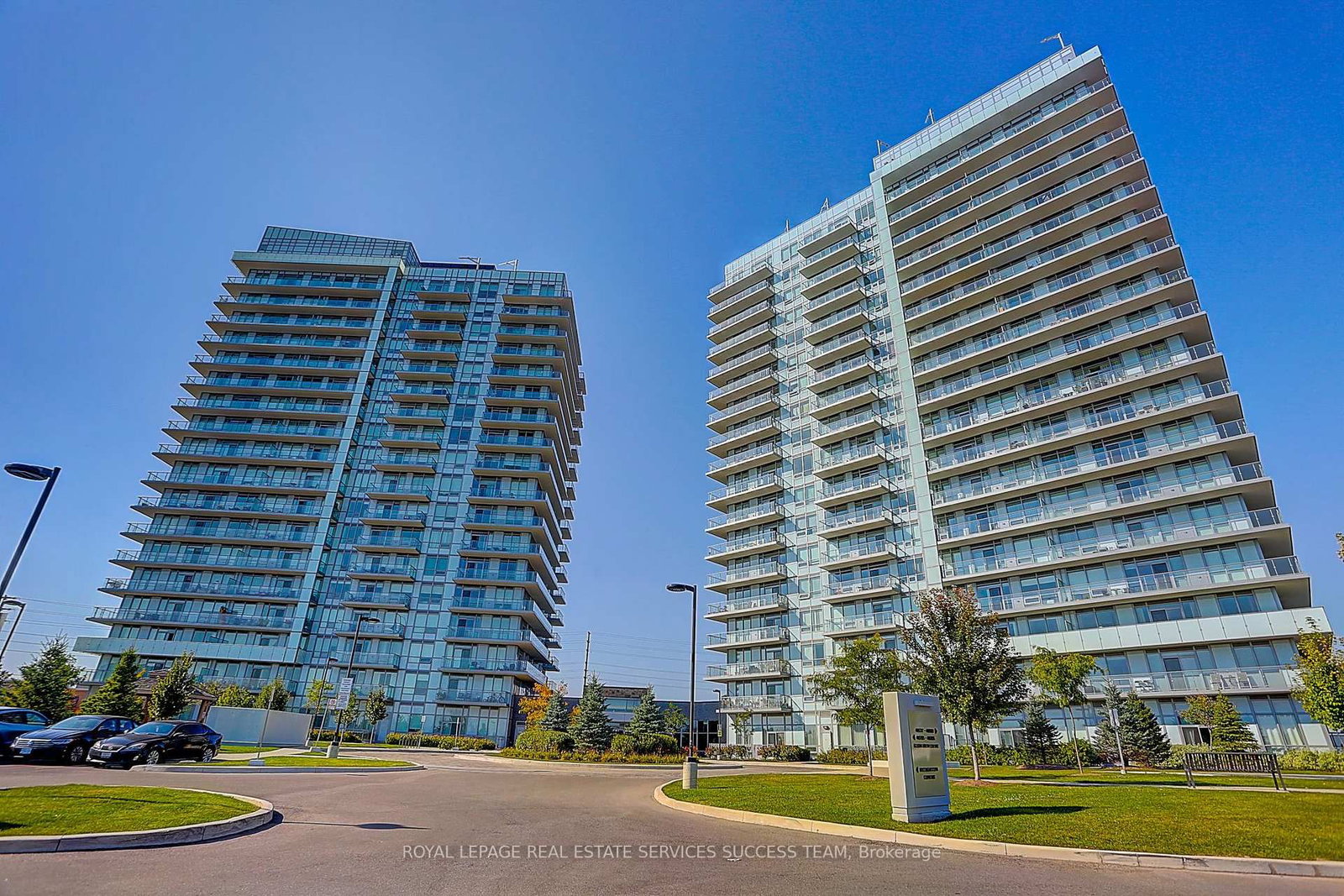4699 Glen Erin Mississauga,ON L5M 2E5