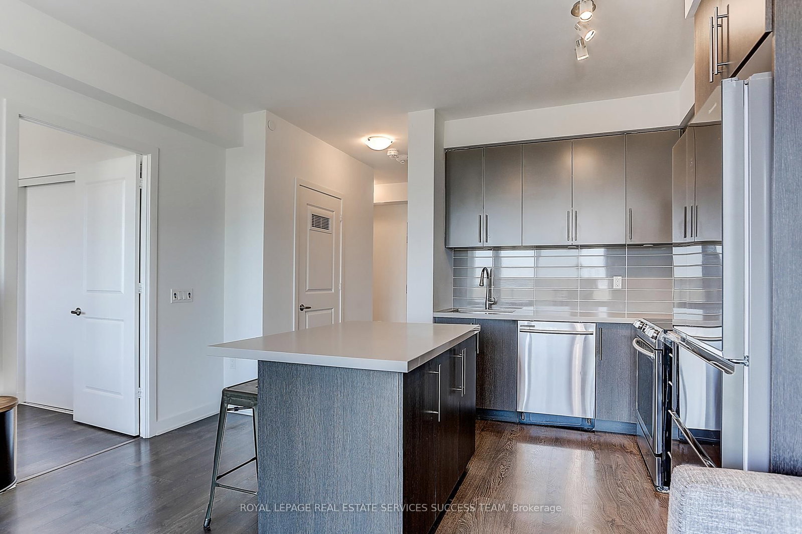 4699 Glen Erin Mississauga,ON L5M 2E5 — Photo 13