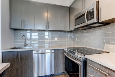 4699 Glen Erin Mississauga,ON L5M 2E5 — Photo 14
