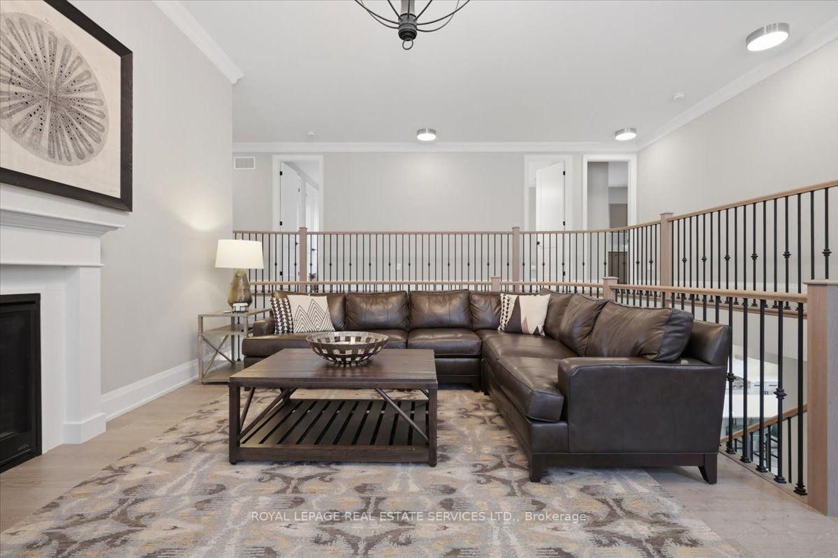 3300 Sunningdale Gardens • Oakville, ON photo 22