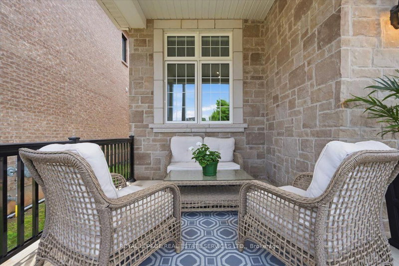 3300 Sunningdale Gardens