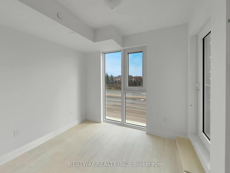 412 Silver Maple Oakville,ON L6H 0S2 — Photo 5