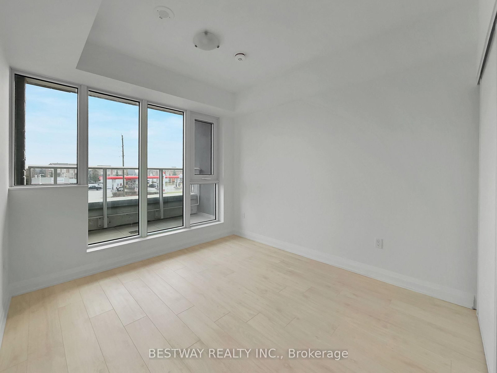 412 Silver Maple Oakville,ON L6H 0S2 — Photo 8
