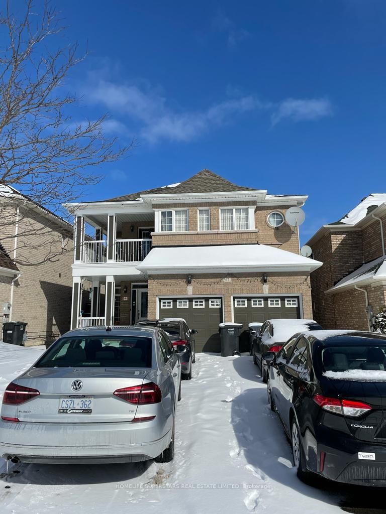 67 Showboat Crescent