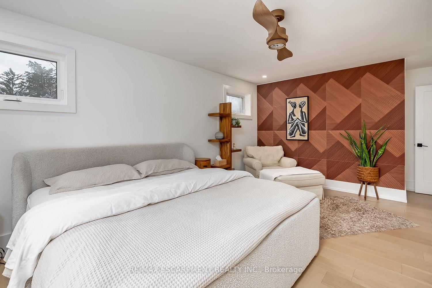 327 Goodram Drive • Burlington, ON photo 21