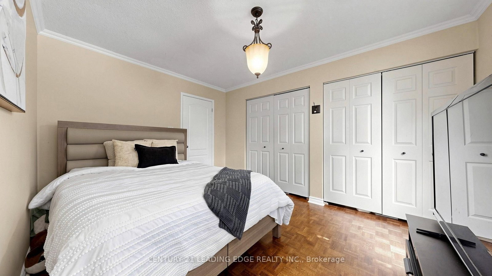 6650 Falconer Drive • #85 • Mississauga, ON photo 19