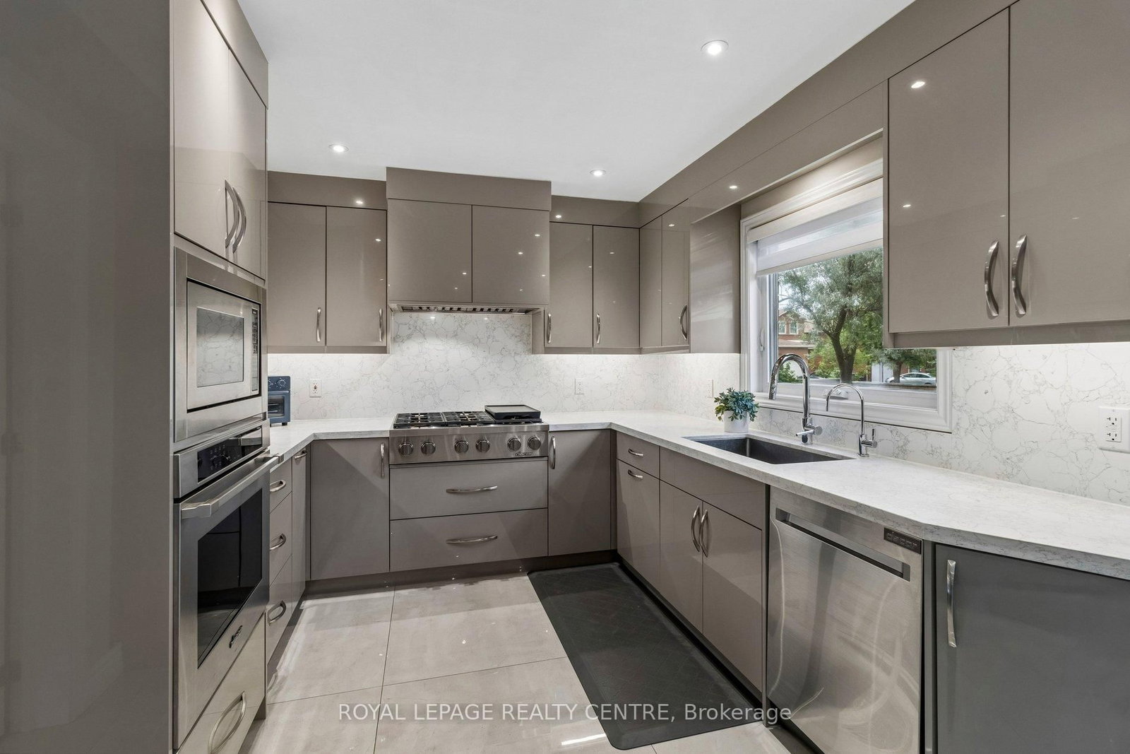 4480 Haydock Park Drive • Mississauga, ON photo 14
