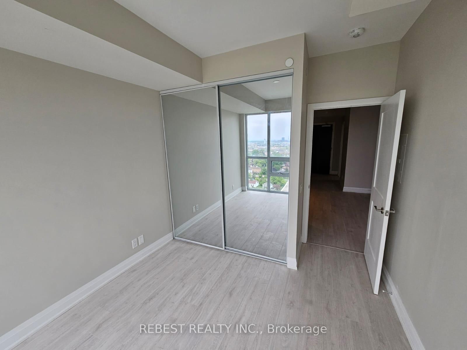 15 Lynch Street • #1603 • Brampton, ON photo 10