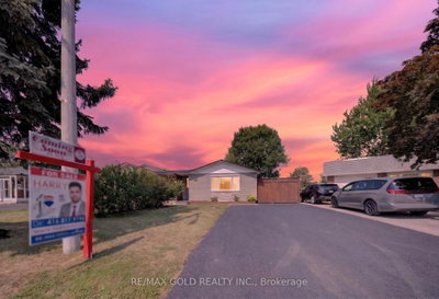 22 Deeside Crescent