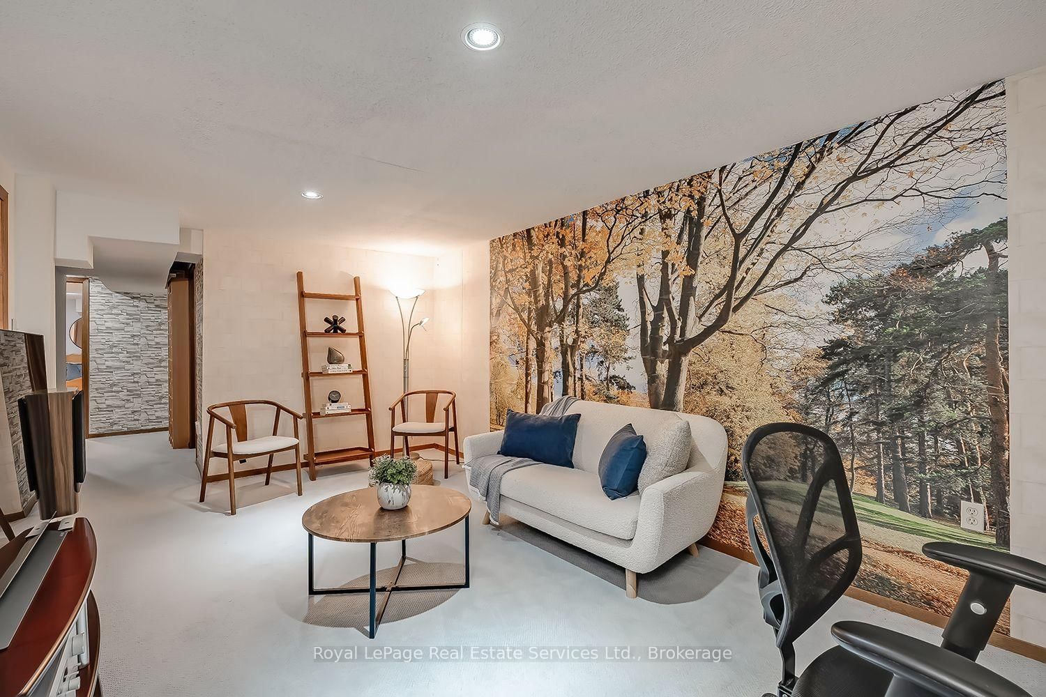 1194 Potters Wheel Crescent • Oakville, ON photo 24