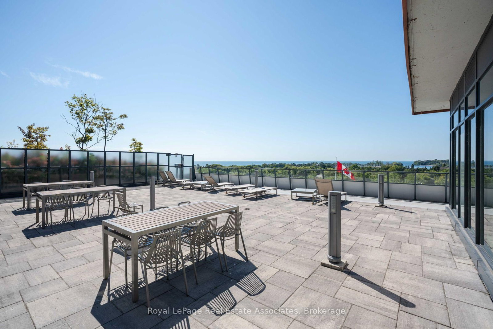 30 Shore Breeze Drive • #6104 • Toronto, ON photo 32