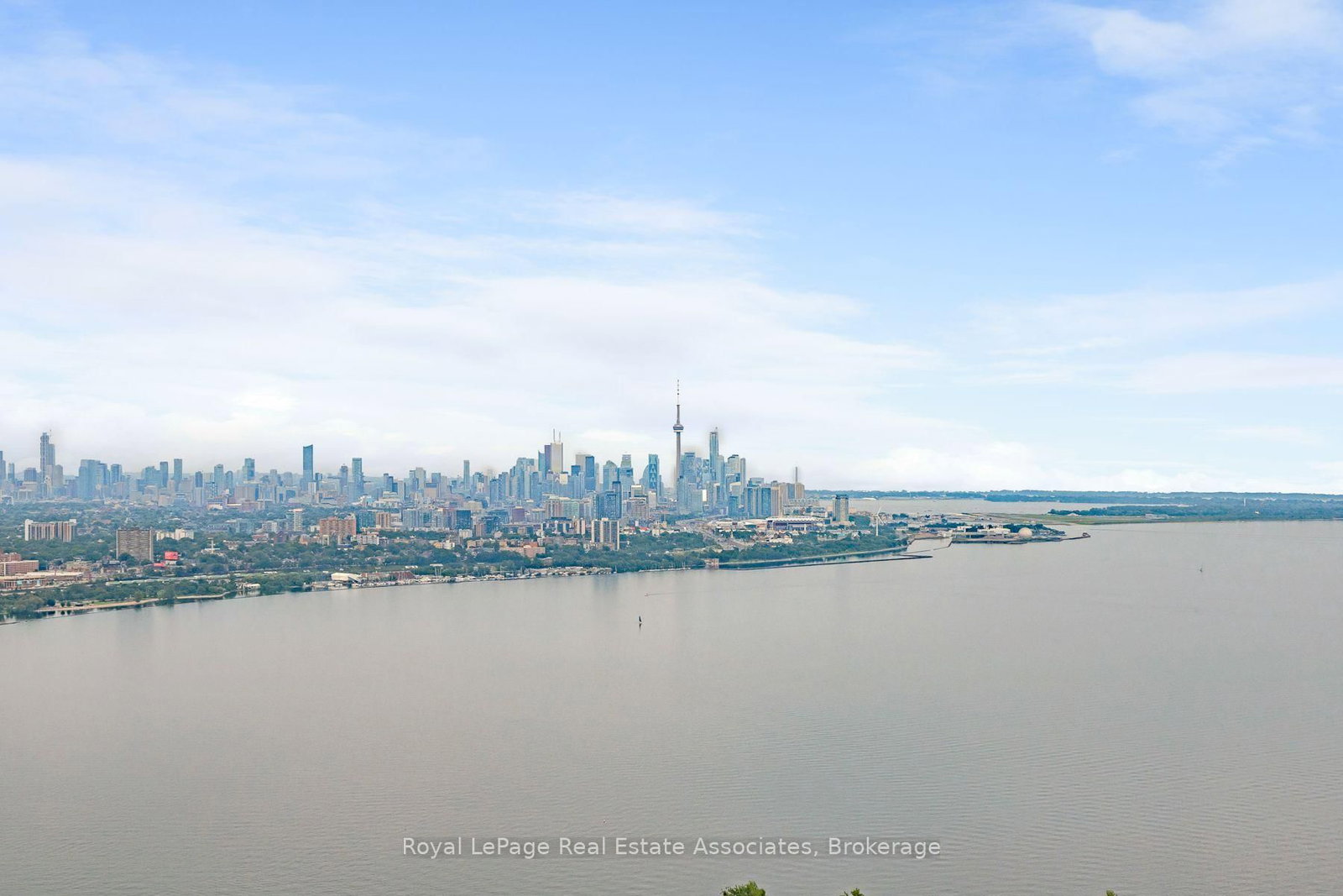 30 Shore Breeze Drive • #6104 • Toronto, ON photo 35