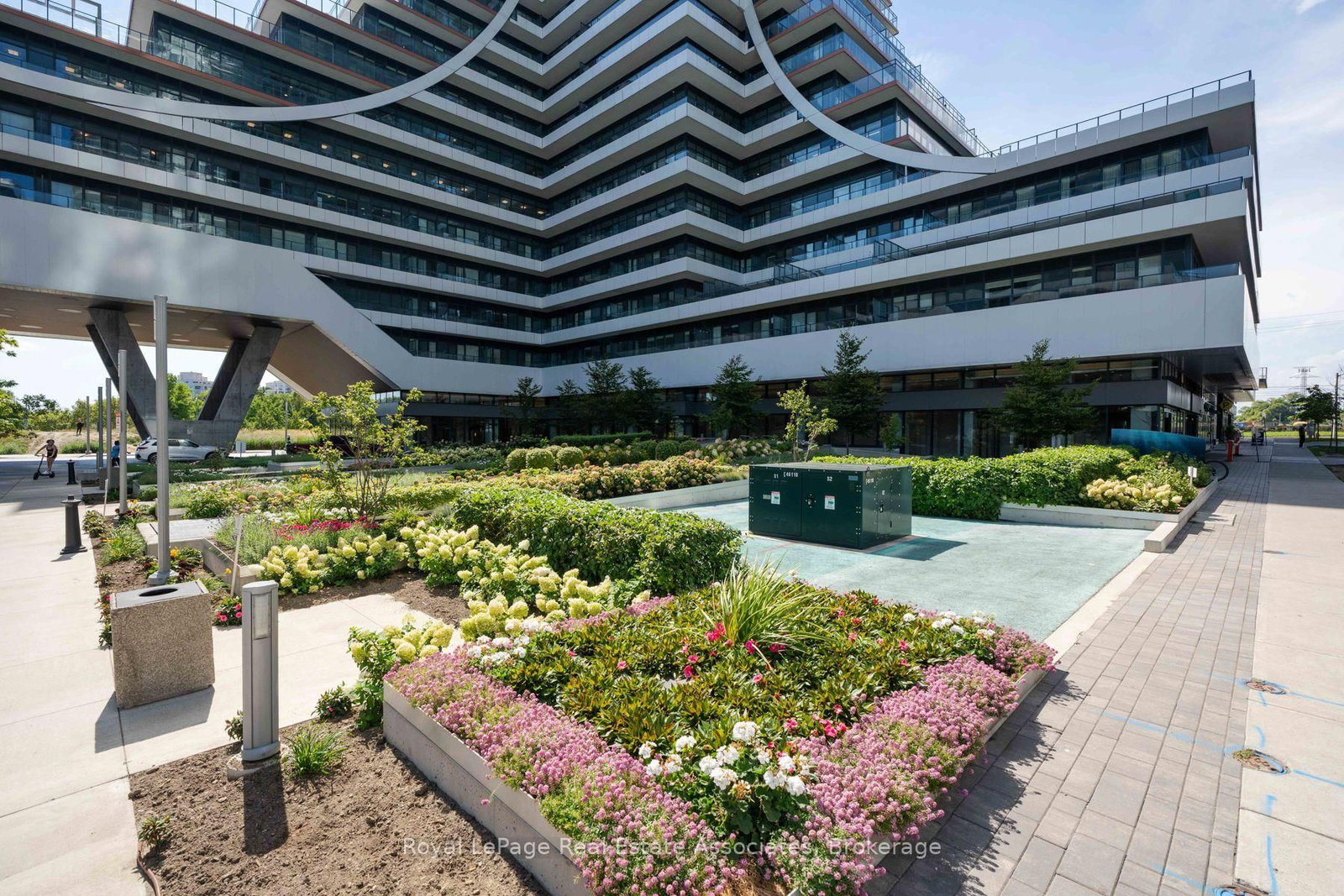30 Shore Breeze Drive • #6104 • Toronto, ON photo 36