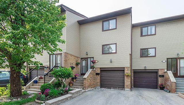 20 - 20 Carleton Place