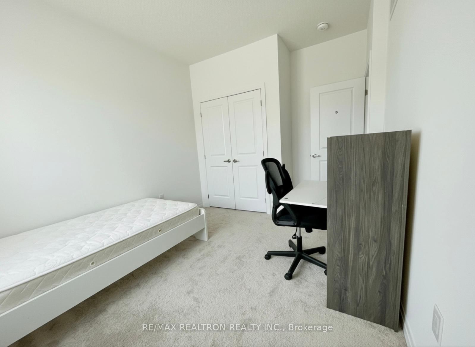 Bedroom B - 3272 Sixth Line, Oakville 4