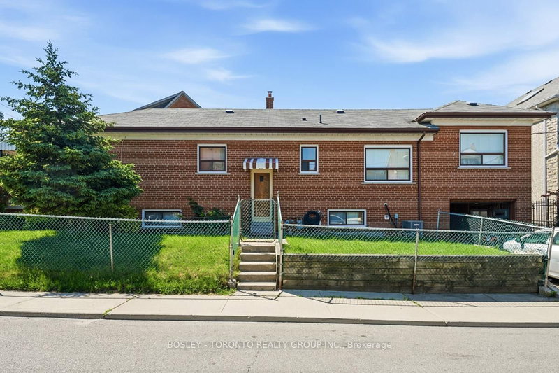 Lower - 146 Earlscourt Avenue