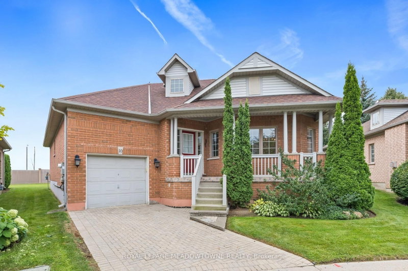 10 Orchard Park Gate