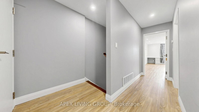 2C - 10 MIMICO Avenue